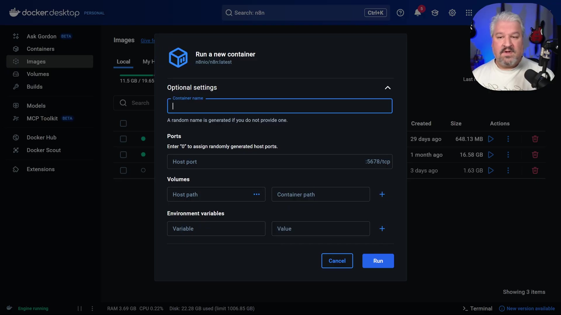 Docker Desktop 'Run a new container' dialog with Host port a